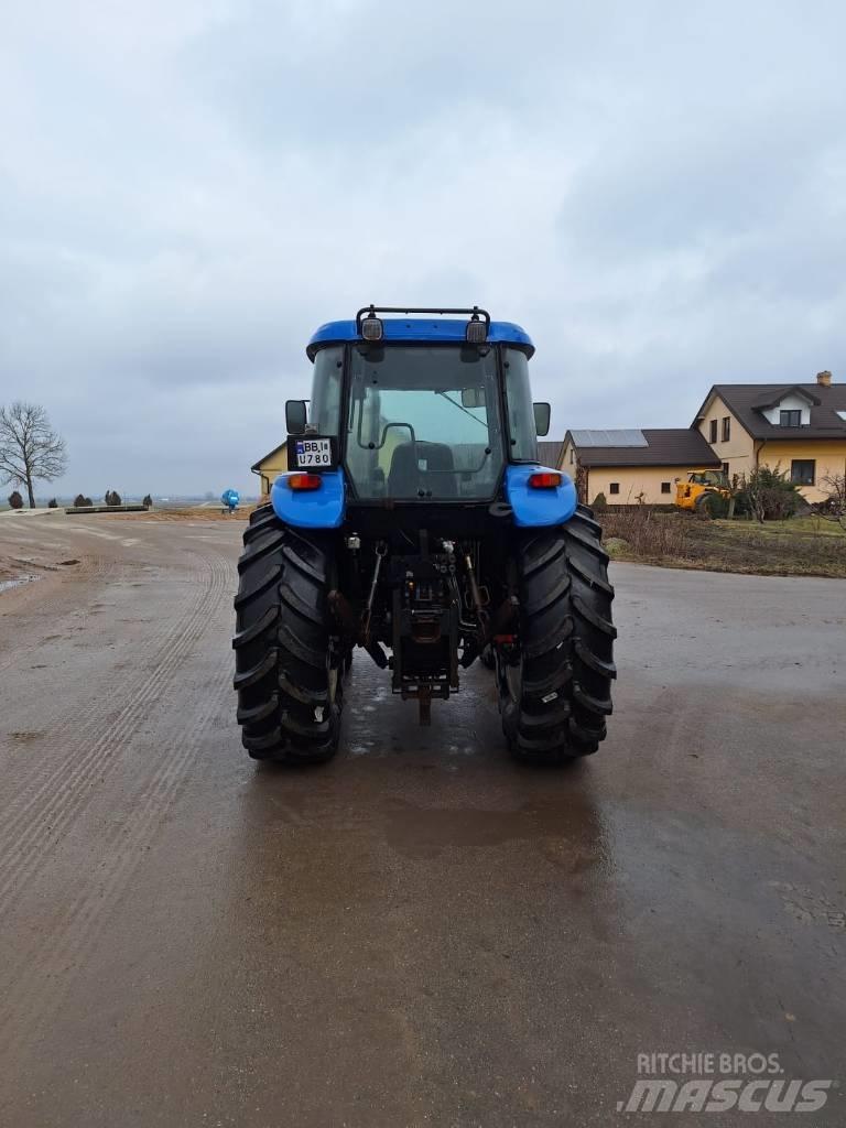 New Holland TD 95 D 曳引機