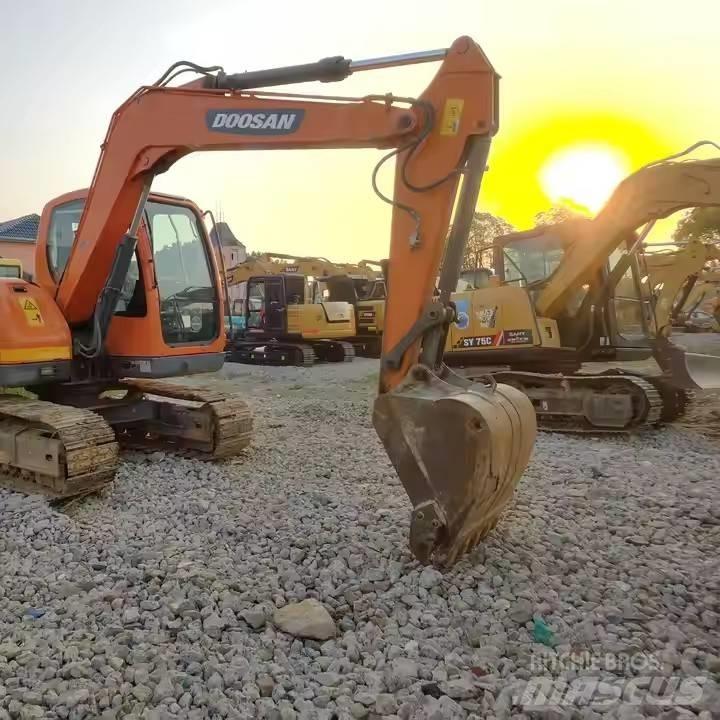 Doosan DX85-9C 履帶式 挖土機/掘鑿機/挖掘機