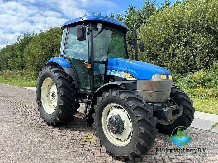 New Holland TD90 D 曳引機