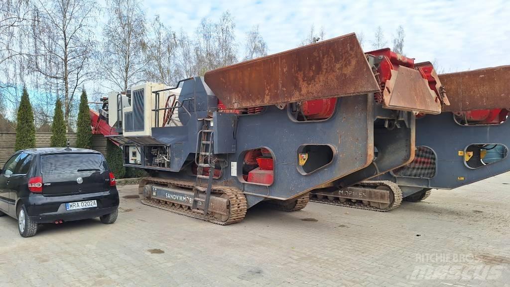 Sandvik QJ 241 移動式壓碎機