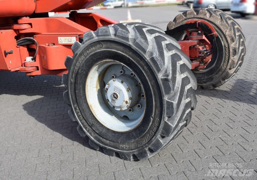Genie Z 135 曲臂高空作業車