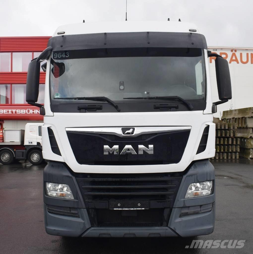 MAN TGX 18.420 曳引機組件