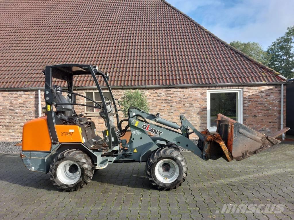 GiANT V 452 T X-tra 小型裝載機