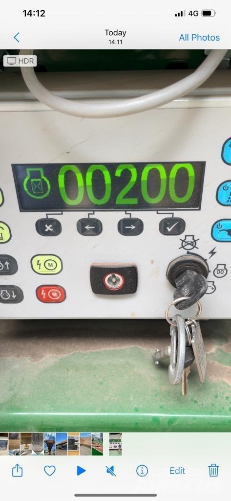 McCloskey R70 移動式篩選機
