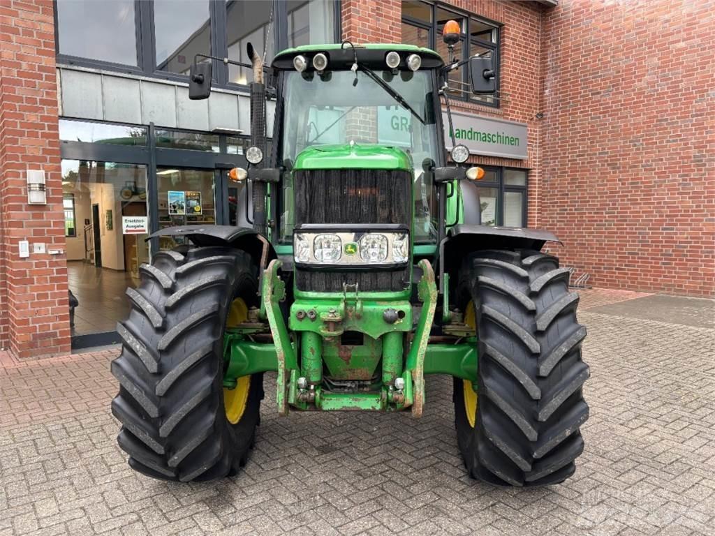 John Deere 6830 曳引機