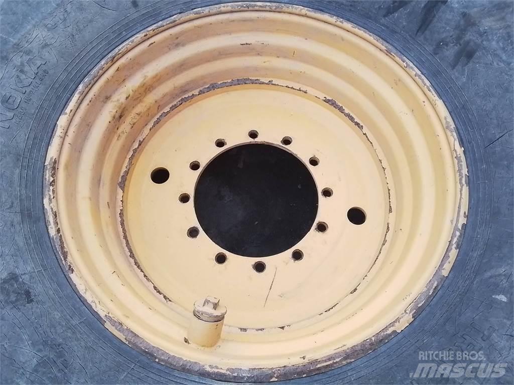 Rottne H20 20x34 輪胎、車輪和輪圈