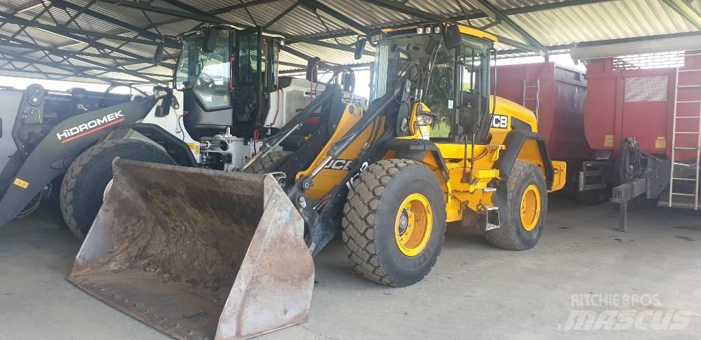 JCB 437 輪胎式裝載機
