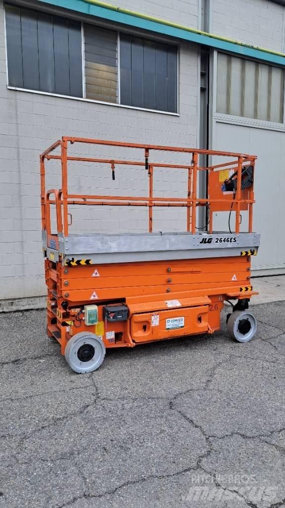 JLG 2646 ES 剪式升降機
