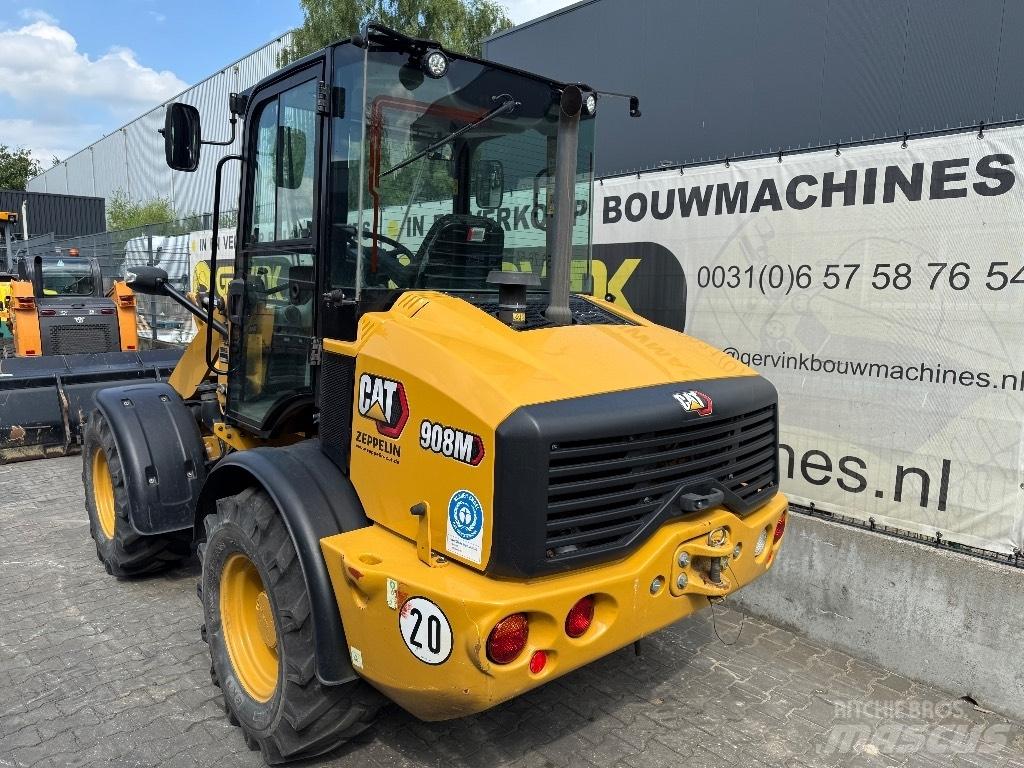 CAT 908 M 輪胎式裝載機