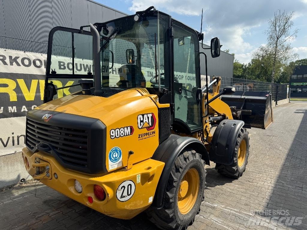 CAT 908 M 輪胎式裝載機