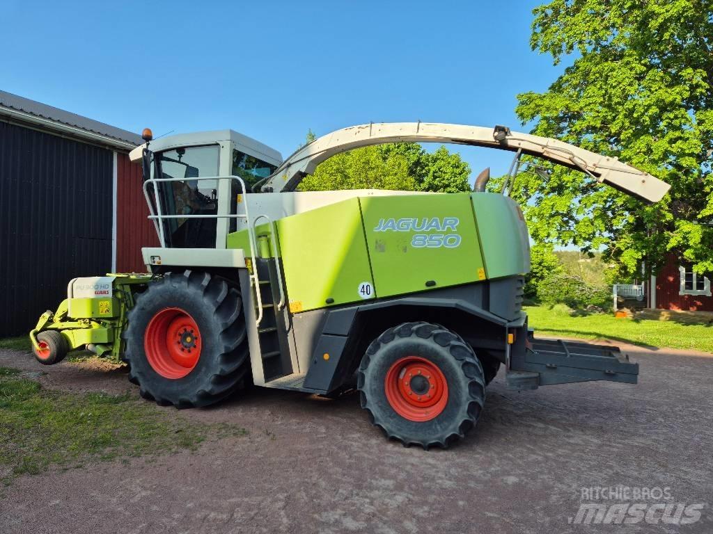 CLAAS Jaguar 850 自走式飼料採集機