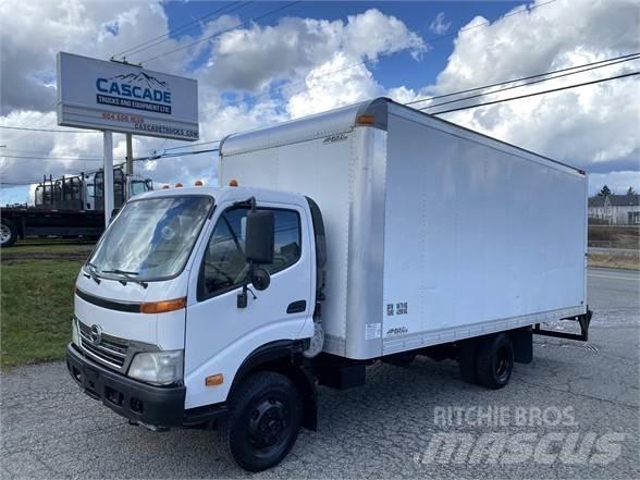 Hino 145 飲料運輸卡車