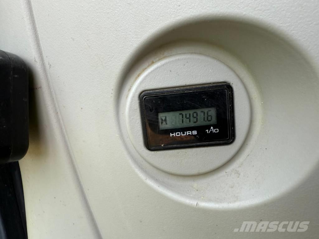 Kobelco SK 210 LC 履帶式 挖土機/掘鑿機/挖掘機