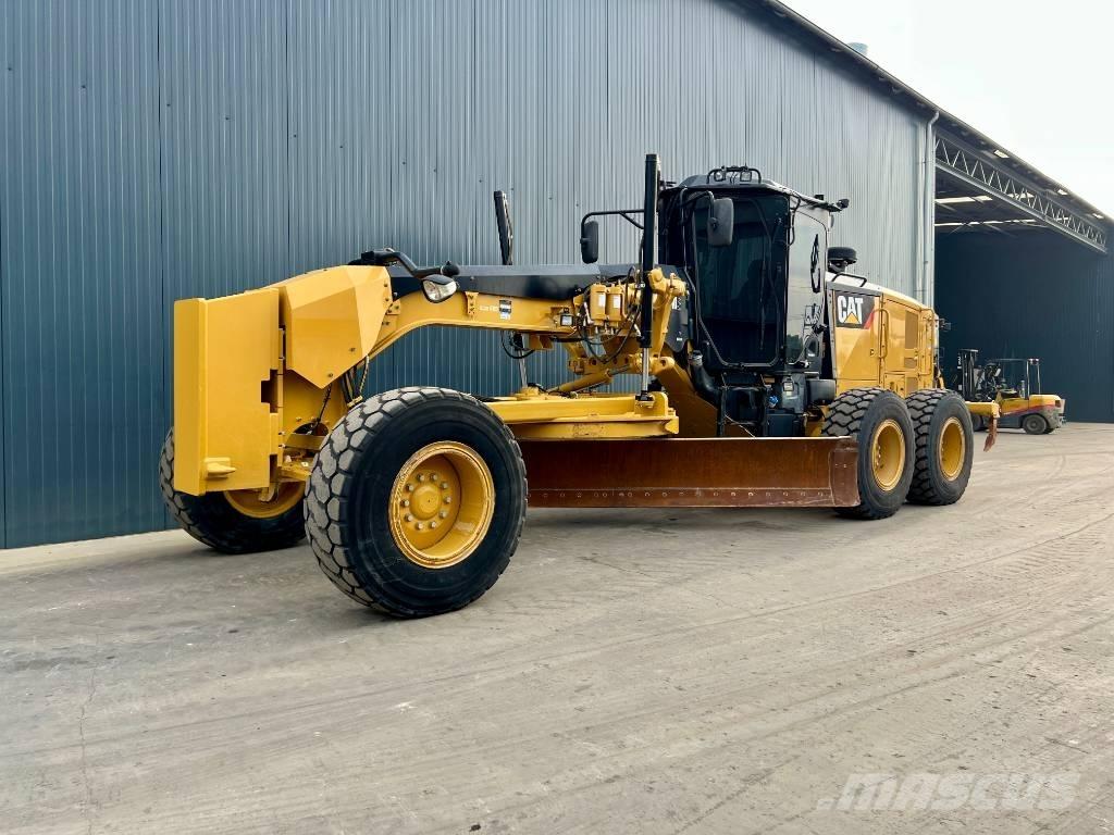 CAT 140M3 平土機