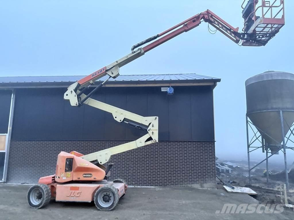 JLG 450aj 曲臂高空作業車