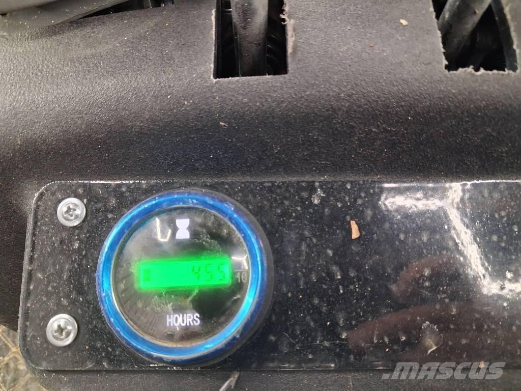 JPC KV12 小型挖土機/掘鑿機<7t(小型挖掘機)