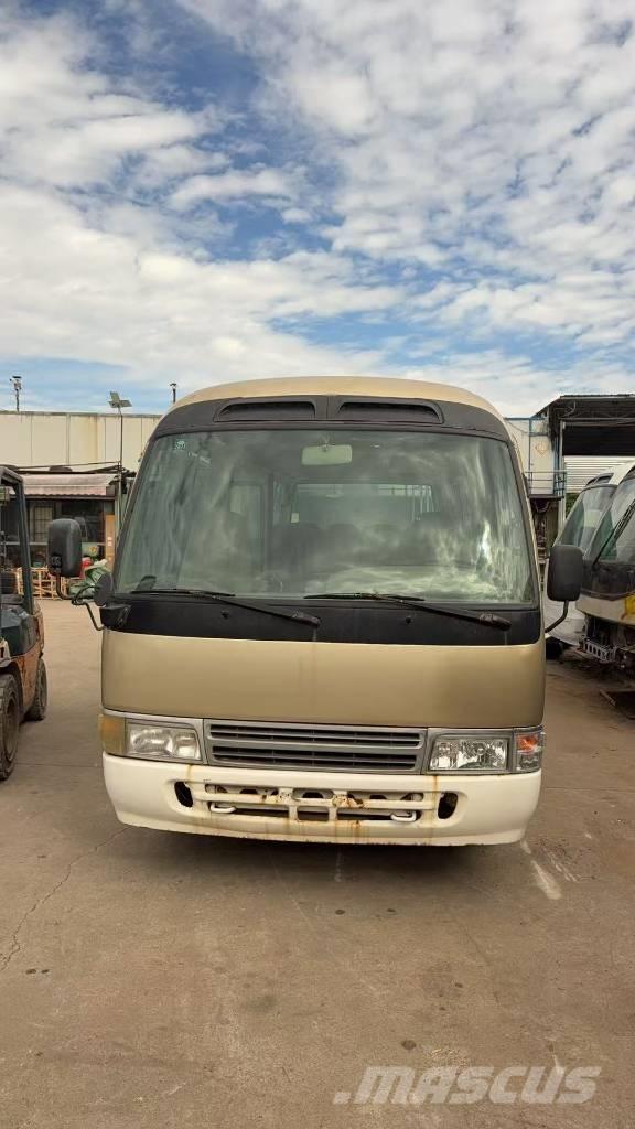 Toyota Coaster 公路客運汽車