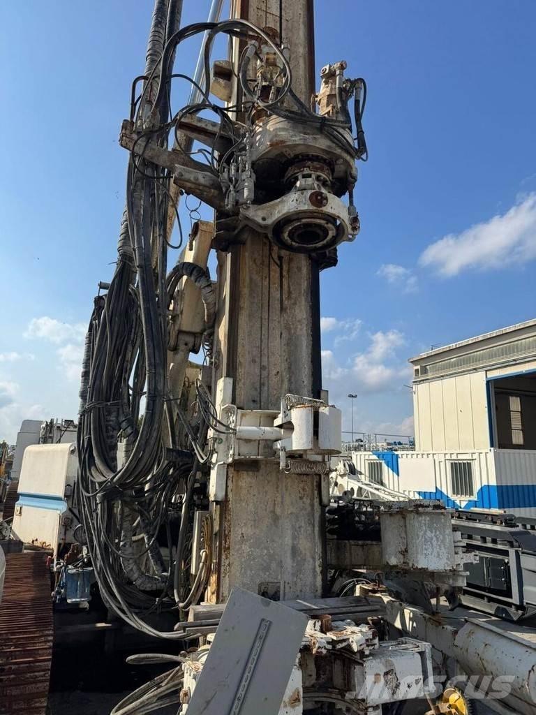Soilmec R312 / 200 重型鑽孔機
