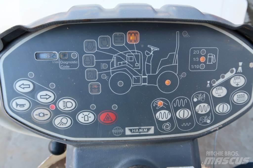 Hamm HD 12 VV 雙輪滾壓機