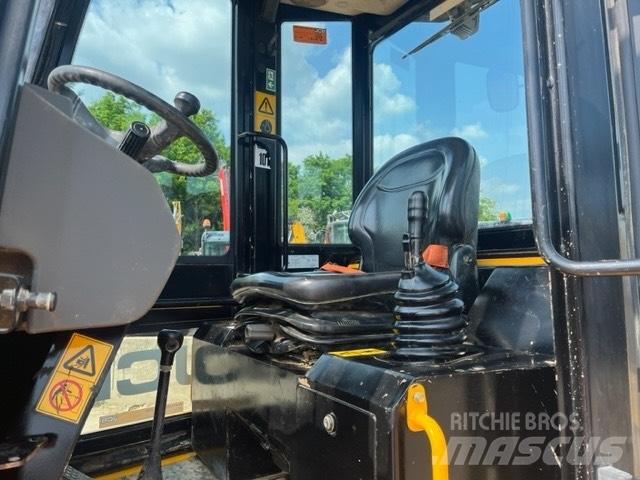 JCB 6ST 側卸礦車