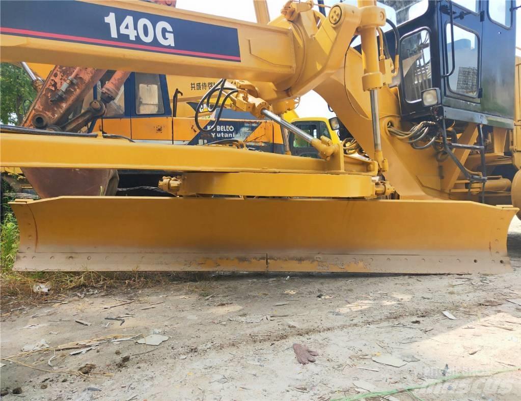 CAT 140G 平土機