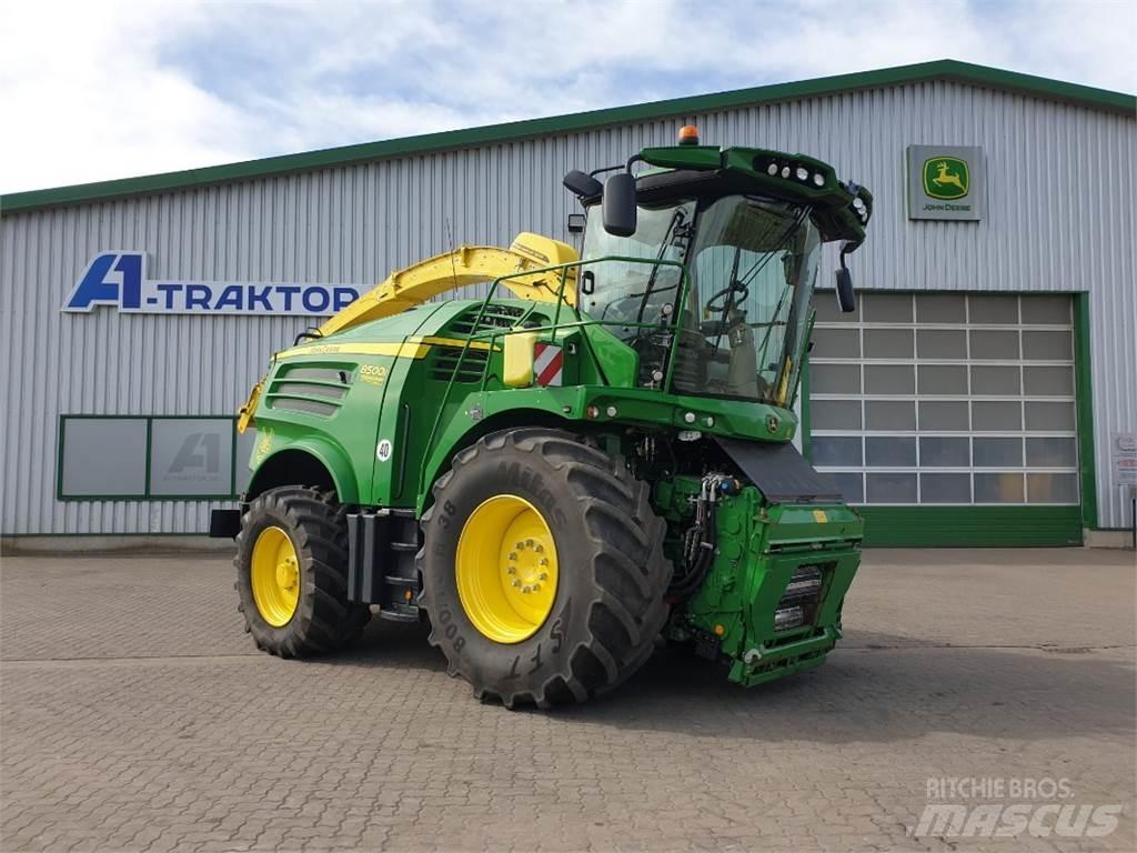 John Deere 8500 牧草收穫機