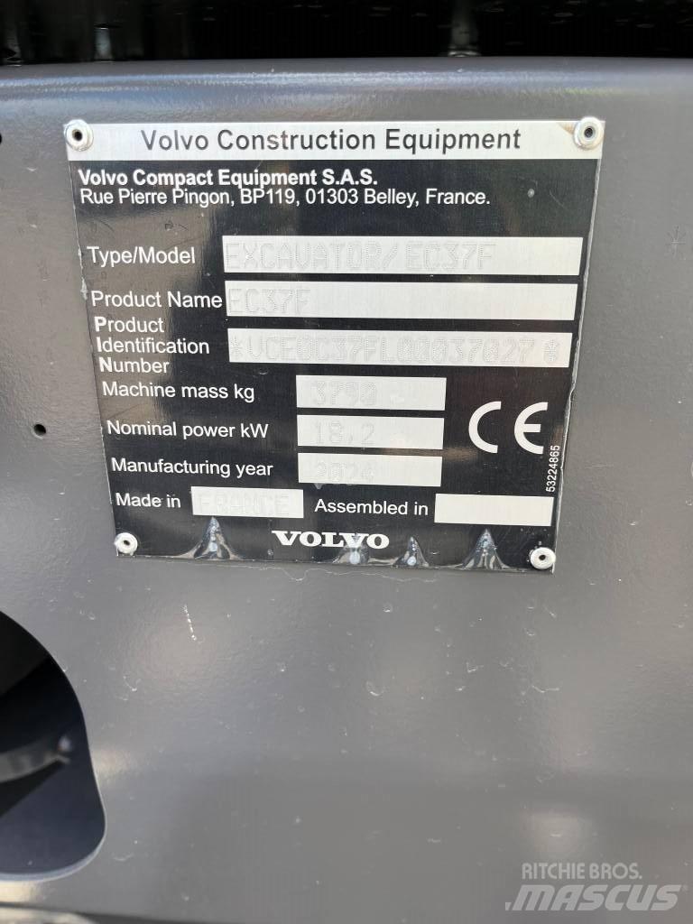 Volvo EC37F 小型挖土機/掘鑿機<7t(小型挖掘機)
