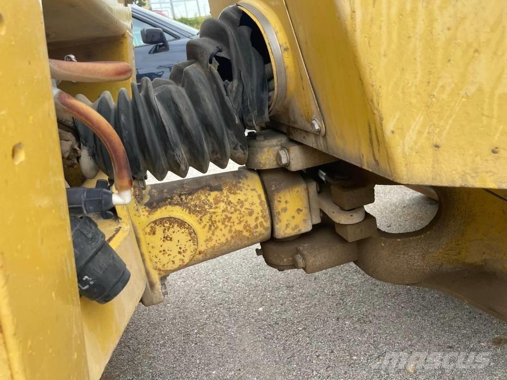 Bomag BW 120 AD-3 雙輪滾壓機