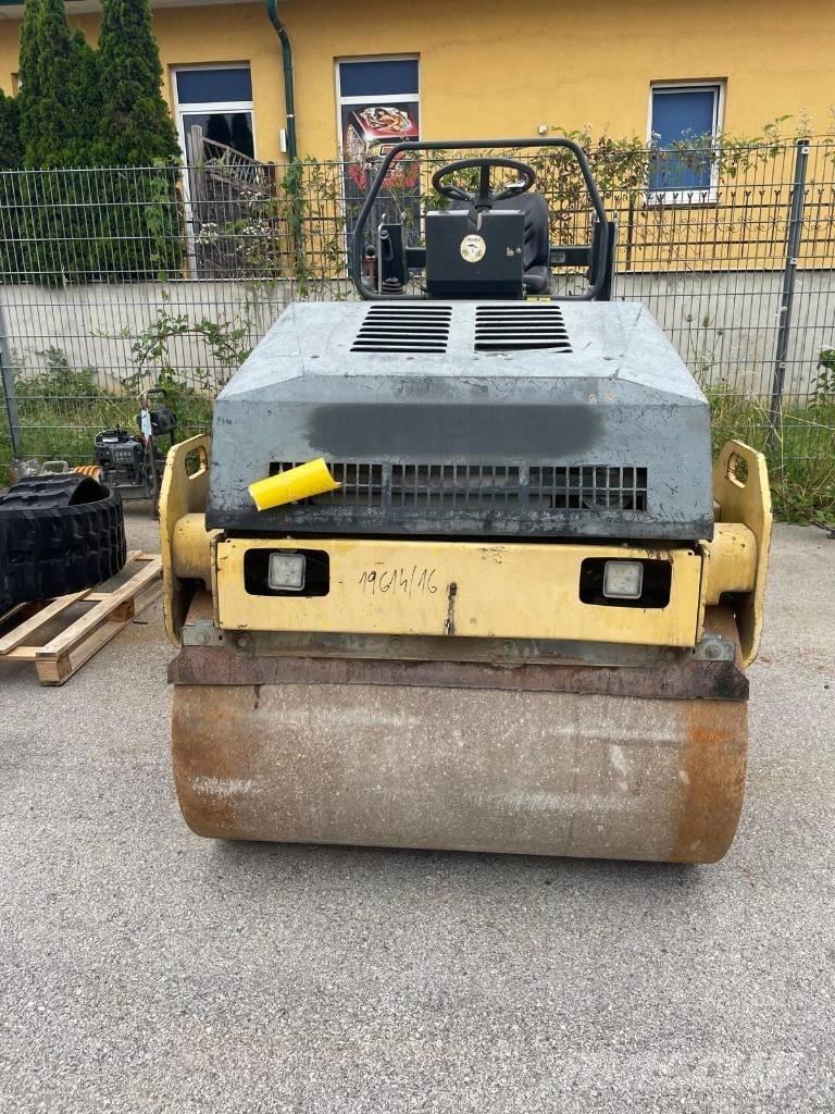 Bomag BW 120 AD-3 雙輪滾壓機