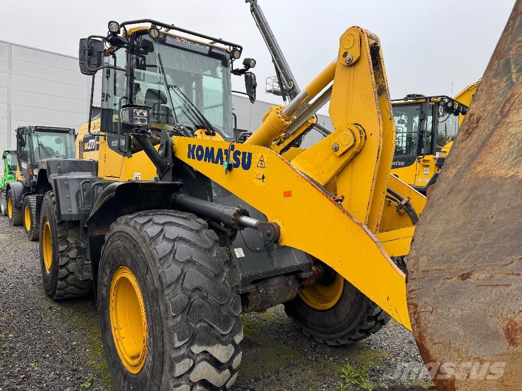 Komatsu WA 270-8 輪胎式裝載機