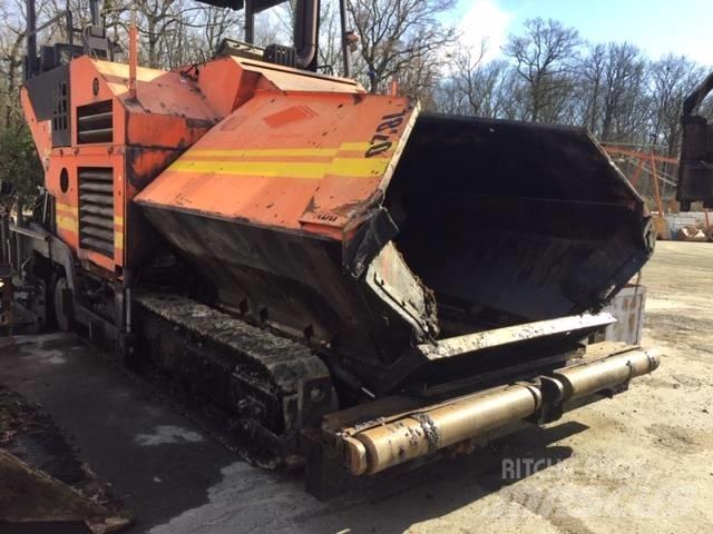 Volvo 7820 瀝青攤舖機/鋪路機