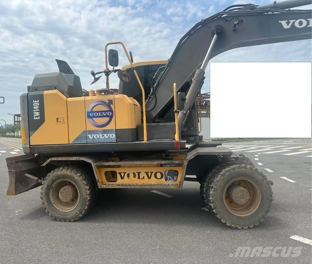 Volvo EW 140 旋轉式挖土機/掘鑿機/挖掘機