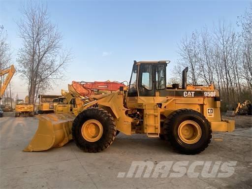 CAT 950F 輪胎式裝載機