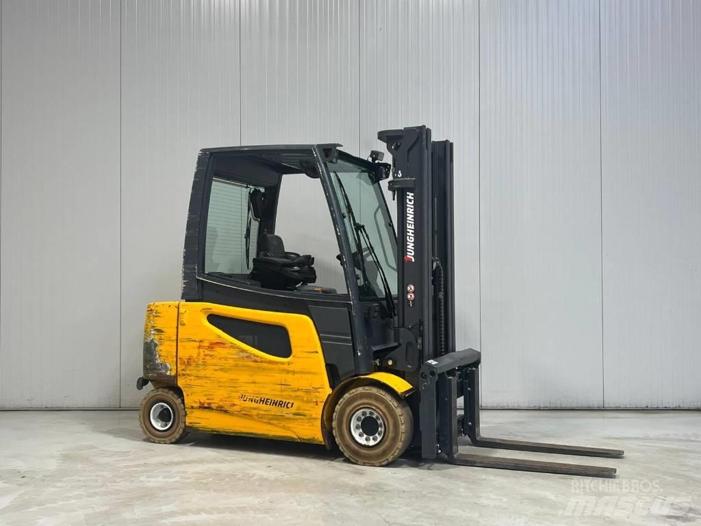 Jungheinrich EFG425k 電動堆高機