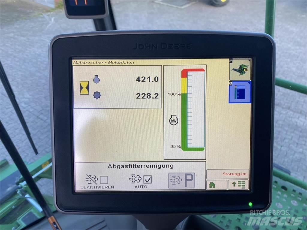 John Deere T550 聯合收穫機