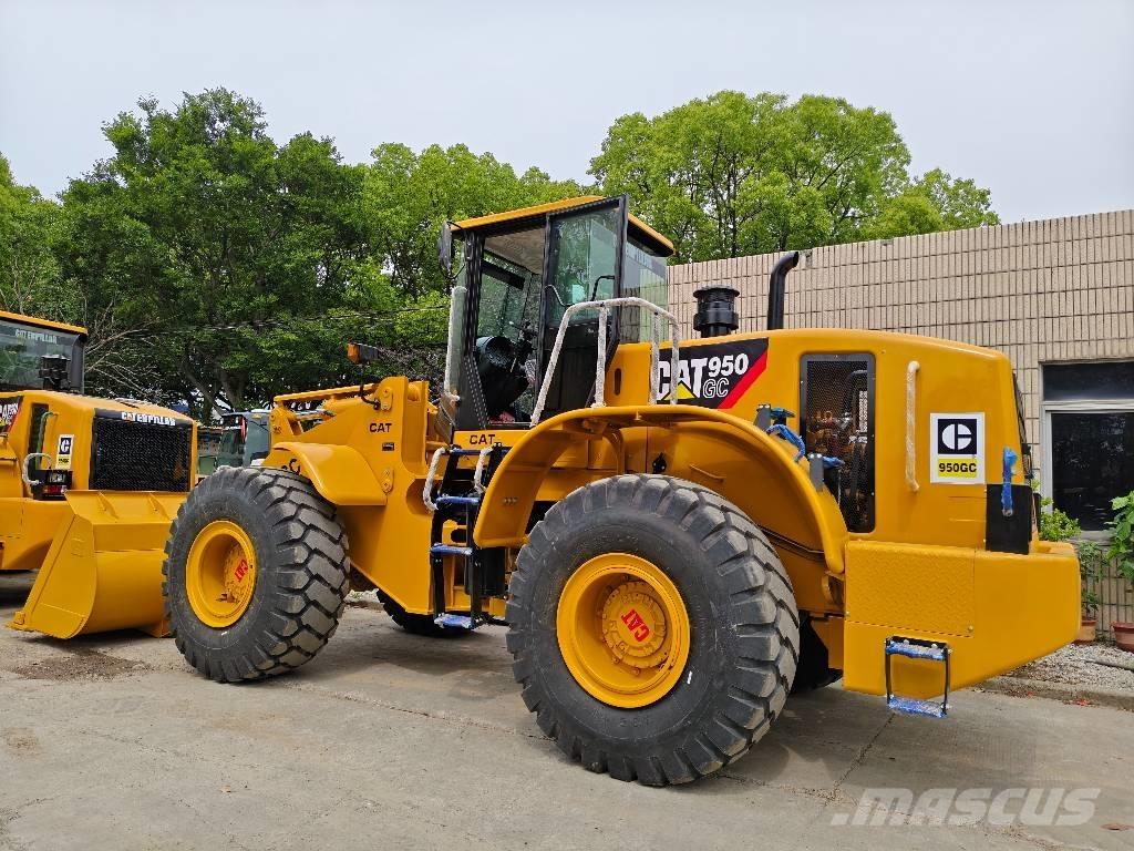 CAT 950 GC 輪胎式裝載機