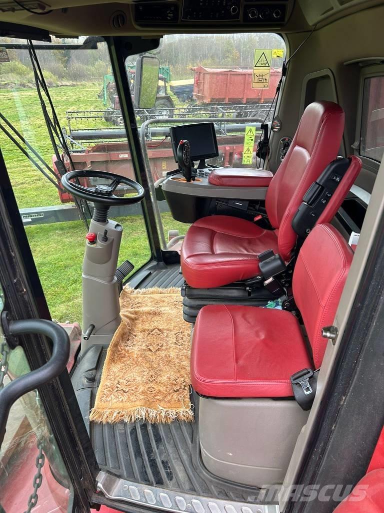 Case IH 8250 聯合收穫機