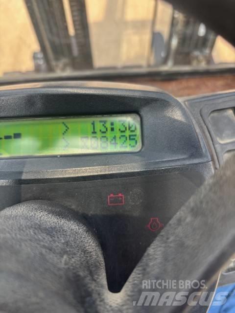 Yale GDP 35 VX 柴油卡車