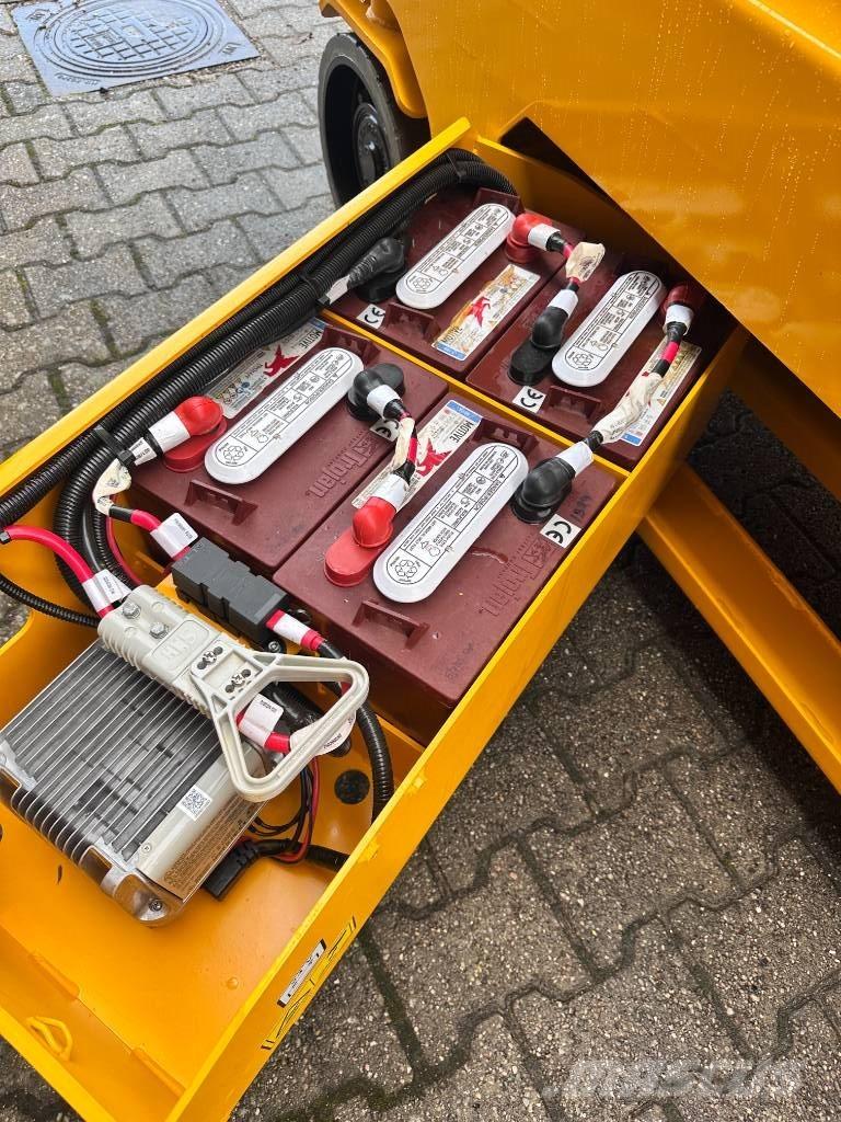 JCB 2632e 剪式升降機