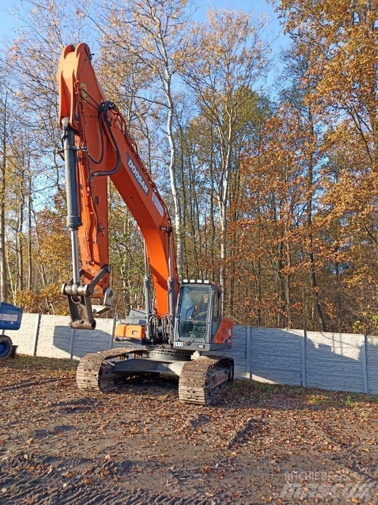 Doosan DX340LC-5 反鏟裝載機