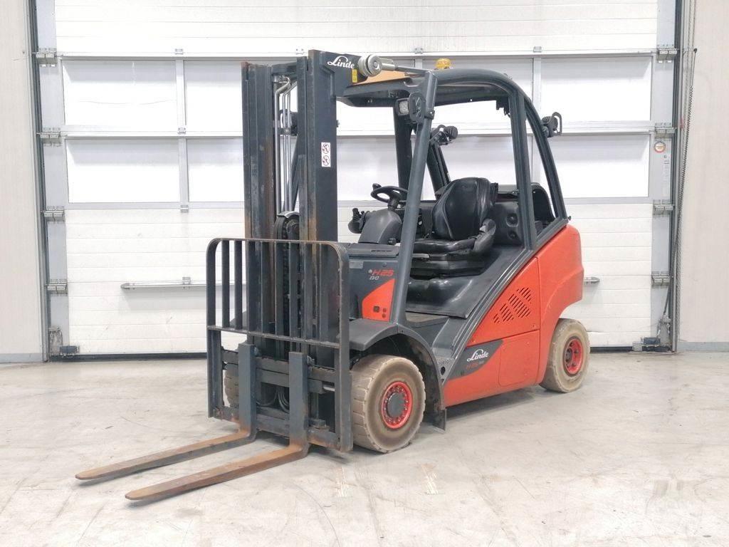 Linde H25T-02 液化石油氣LPG卡車