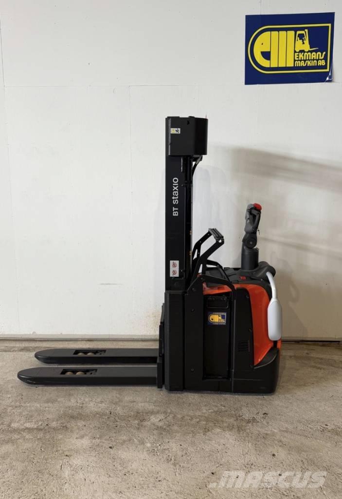 BT truck SPE 140L 行走控制式堆積機