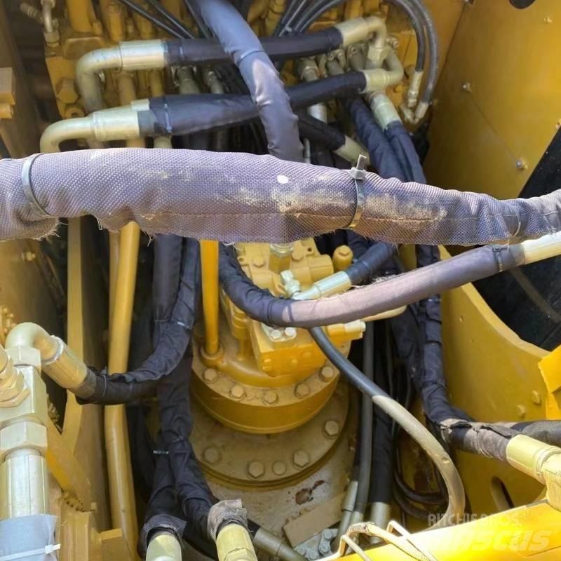 CAT 320 D 履帶式 挖土機/掘鑿機/挖掘機