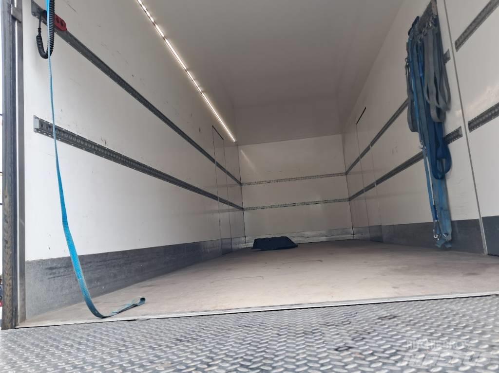 MAN TGM 15.250 貨箱式卡車