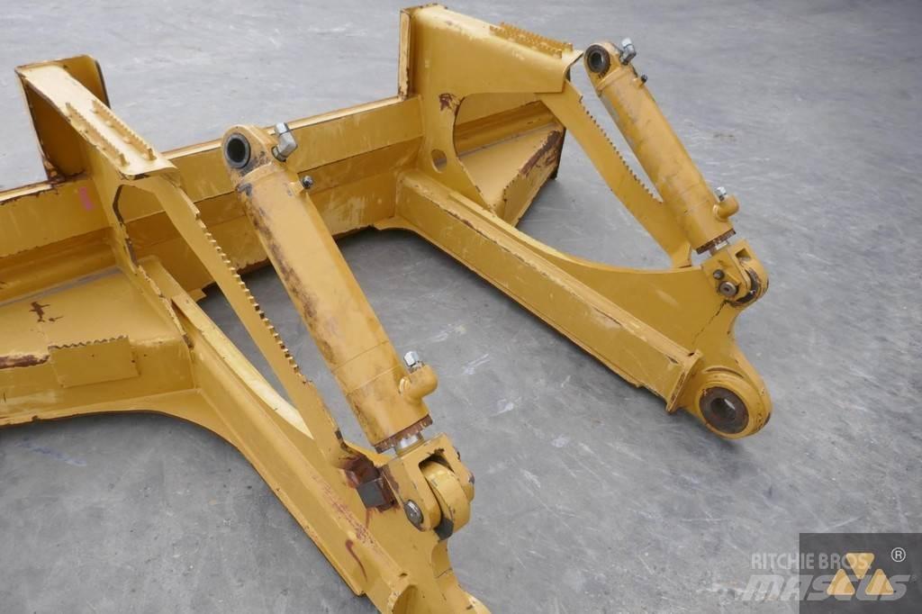 CAT Skidder blade 鏟刀