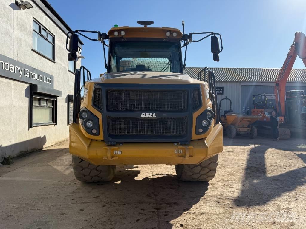 Bell B 30 E 鉸接式起吊車