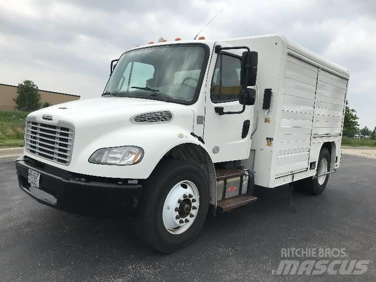 Freightliner M2 飲料運輸卡車