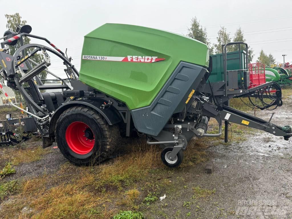 Fendt Rotana 130 F 圓型牧草打包機