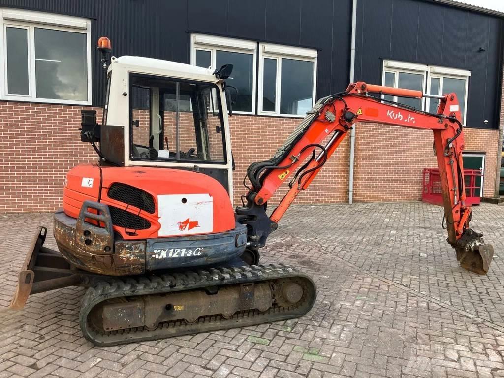 Kubota KX121-3a 小型挖土機/掘鑿機<7t(小型挖掘機)