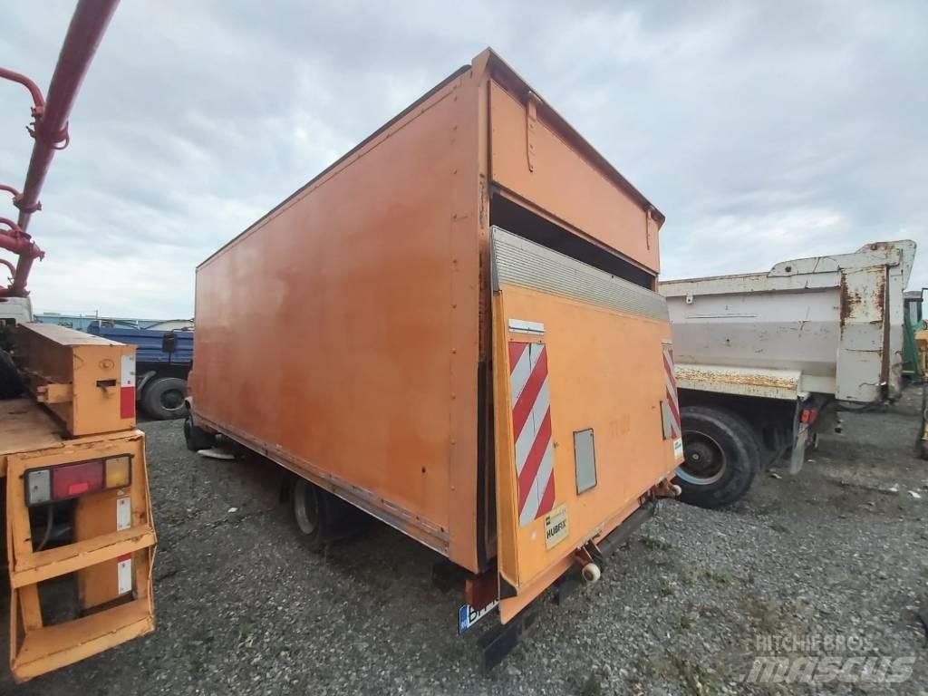 Mercedes-Benz 814D 廂式貨物運輸車